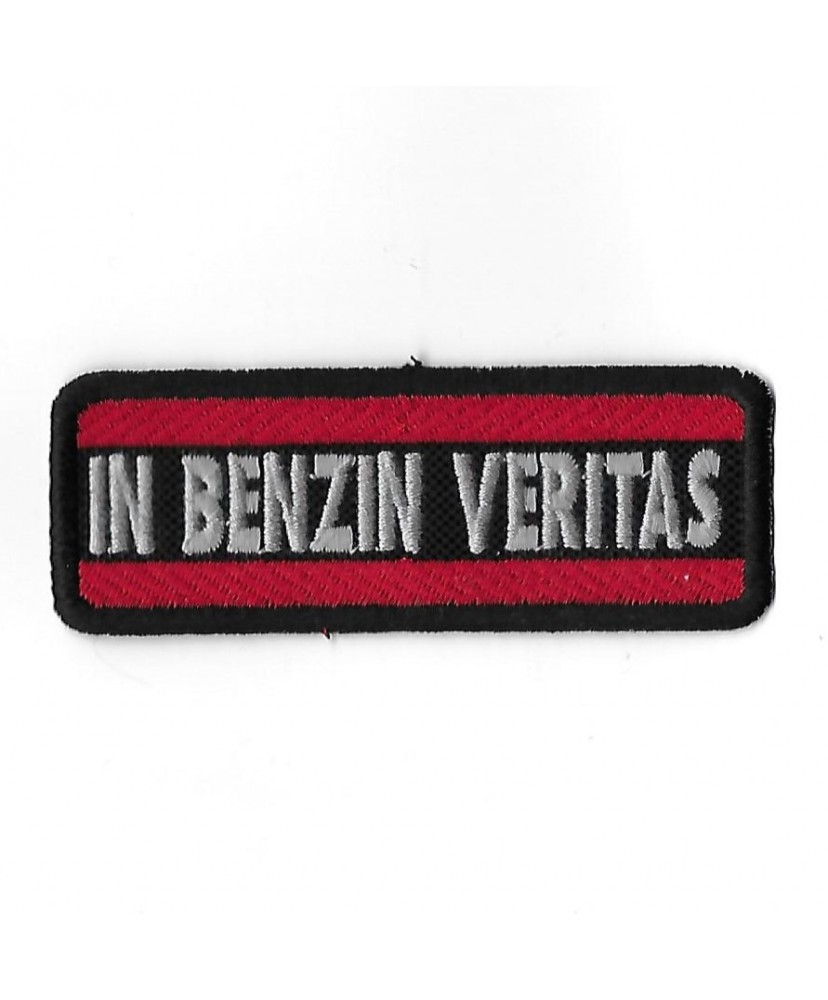 3298 Patch - badge emblema bordado para coser 97mmX35mm IN BENZIN VERITAS