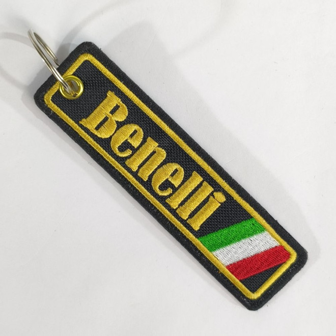 4027 porte clé 125mm X 33mm BENELLI