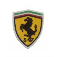 0323 Patch emblema bordado 7x5 FERRARI