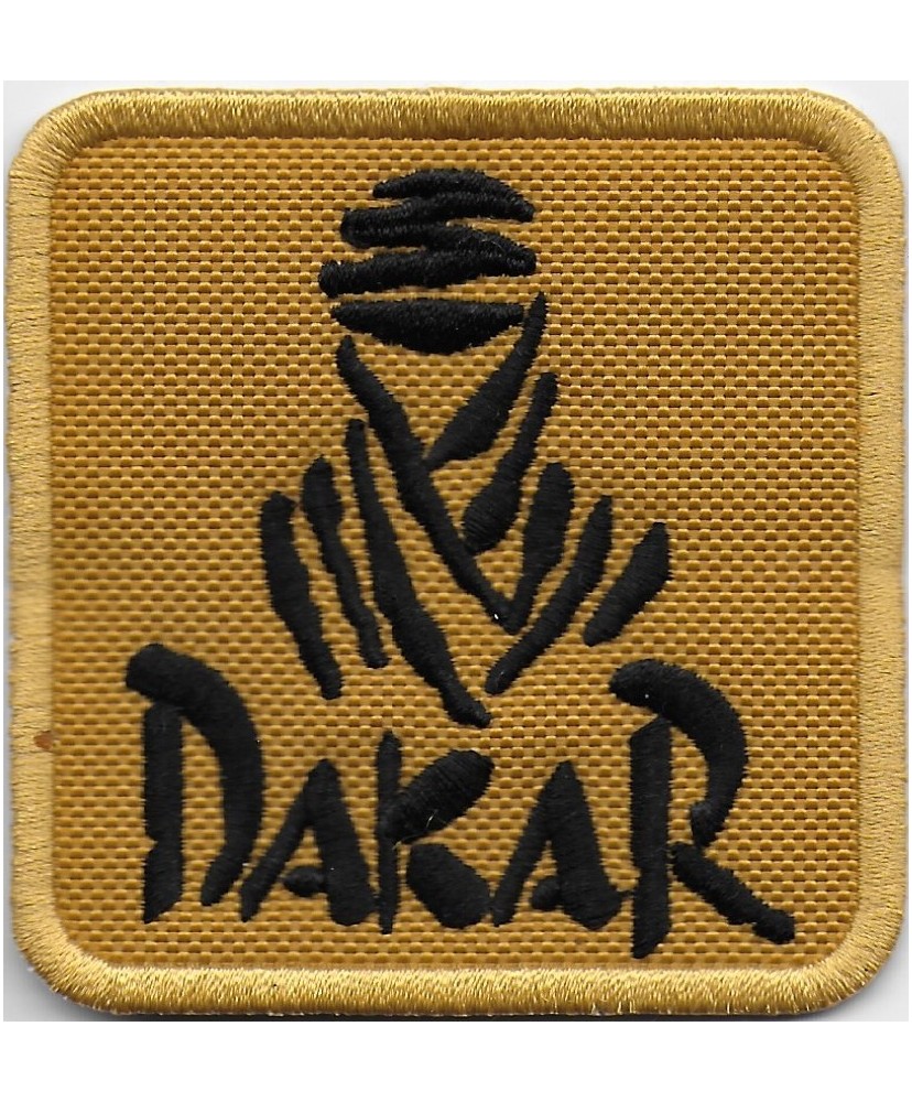 0877 Embroidered patch 7x7 Camel Paris DAKAR